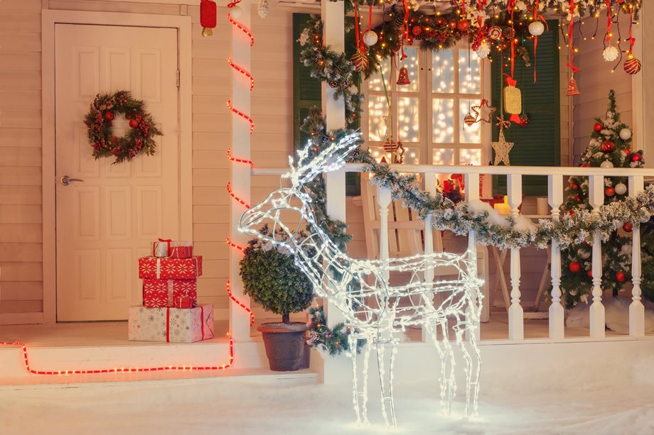 Πώς να δημιουργήσετε στη βεράντα σας ένα μαγικό Χριστουγεννιάτικο σκηνικό!