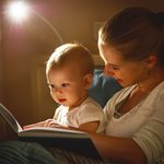 Ποια είναι η κατάλληλη ηλικία να αρχίσουμε να διαβάζουμε στο μωρό μας;