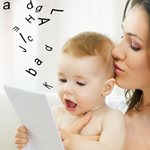 Να πώς να βοηθήσετε το μωρό σας να πει τις πρώτες του λεξούλες!