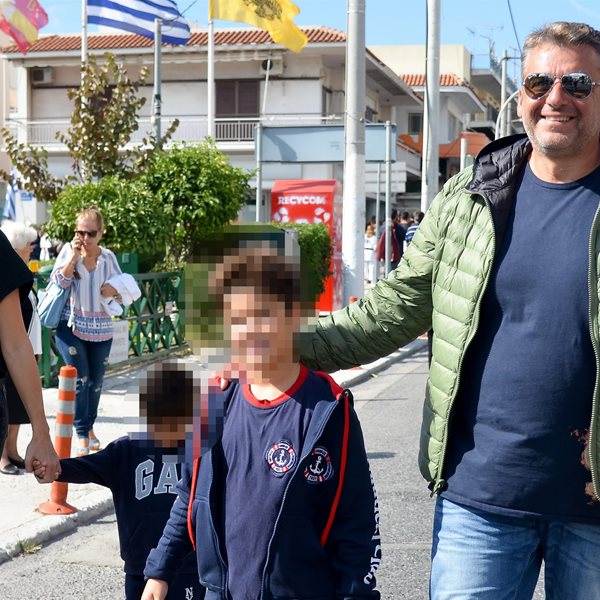Γιώργος Λιάγκας – Φαίη Σκορδά: Νέα κοινή εμφάνιση με τους γιους τους