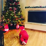 Το ζευγάρι της ελληνικής showbiz στόλισε το σπίτι του και ετοιμάζεται για τα πρώτα Χριστούγεννα με τον 8,5 μηνών γιο του
