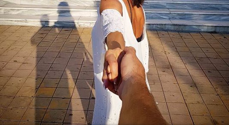 Η γνωστή Ελληνίδα παντρεύεται και μας το ανακοινώνει μέσω Instagram, μια μέρα πριν