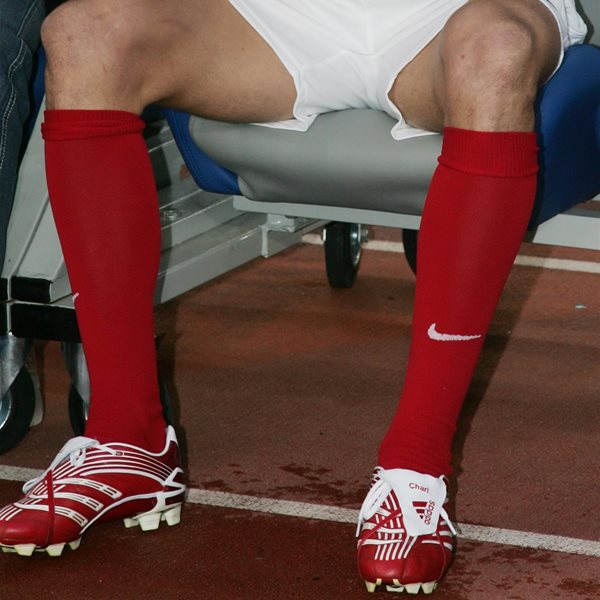 Διεθνής 'Ελληνας ποδοσφαιριστής αποκάλυψε: "Ξεκίνησα την καριέρα μου με δανεικά παπούτσια"