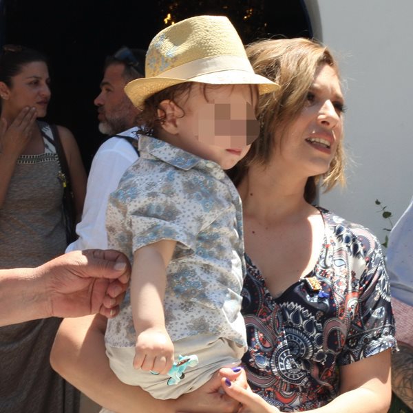 Σύλβια Δεληκούρα: Με τον γιο της στη πρεμιέρα της
