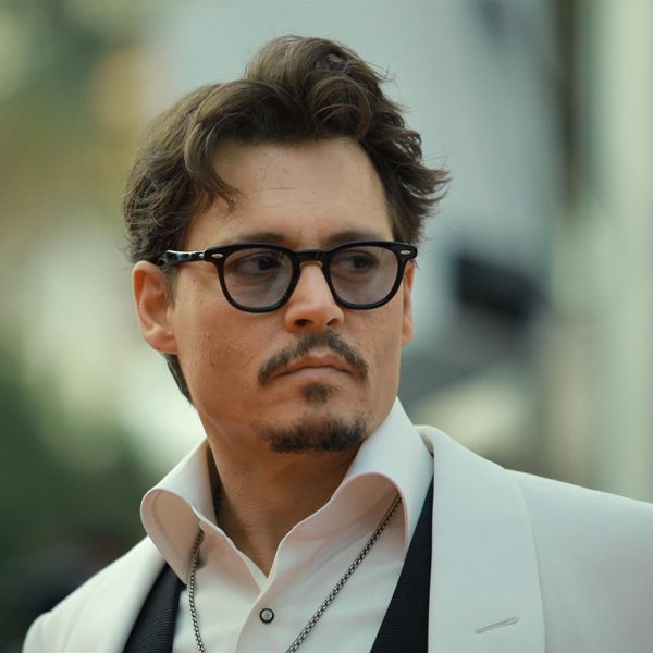 Ο Johnny Depp περνάει δύσκολα οικονομικά - Απέλυσε μάνατζέρ του!