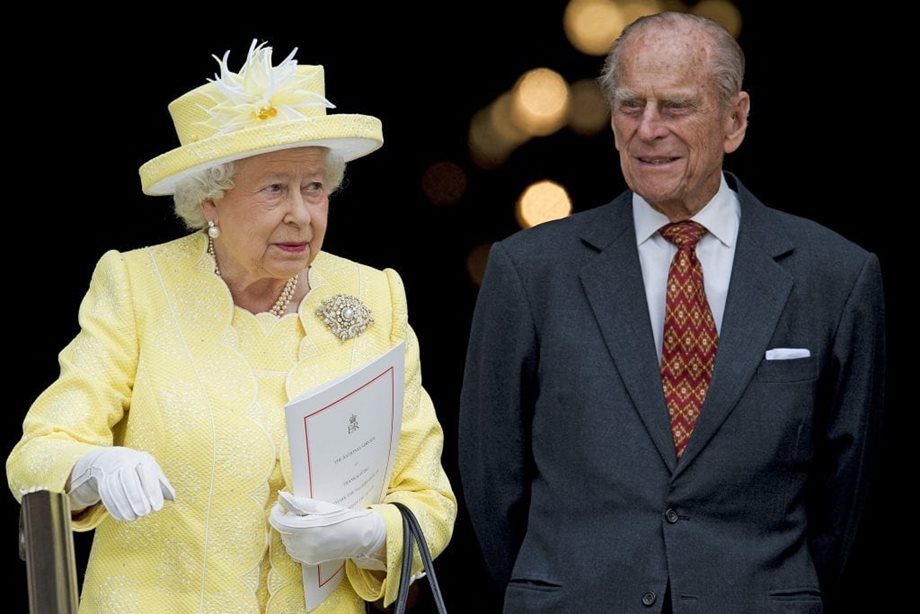Βασιλική Οικογένεια της Αγγλίας: Γιατί είχαν συμβουλεύσει την Βασίλισσα Ελισάβετ να μην παντρευτεί τον πρίγκιπα Φίλιππο;