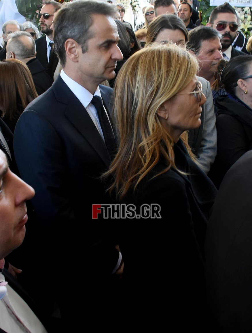 Κυριάκος Μητσοτάκης και Μαρέβα στην κηδεία της Κικής Δημουλά 