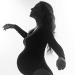 Αθηνά Οικονομάκου: Οι πρώτες φωτογραφίες από το μαιευτήριο μετά την γέννηση του γιου της