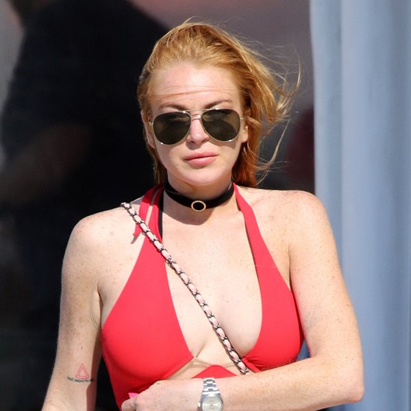 Lindsay Lohan: Δείτε video από τις διακοπές στη Μύκονο! 