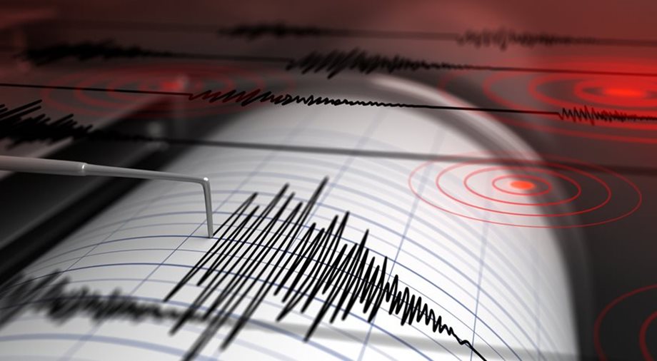 Ισχυρός σεισμός τώρα 5,3 Ρίχτερ ανάμεσα σε Ζάκυνθο και Κεφαλονιά