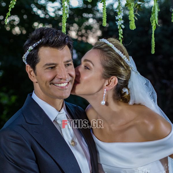 Σάκης Ρουβάς - Κάτια Ζυγούλη: Νέες φωτογραφίες από τον γάμο της δεκαετίας!