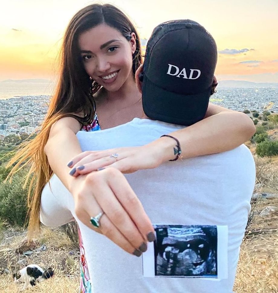 Όλγα Φαρμάκη: H γλυκιά φωτογραφία στο Instagram με την νεογέννητη κόρη της