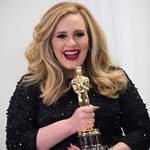 Αγνώριστη η Adele μετά την μεγάλη απώλεια κιλών: Η νέα φωτογραφία της 