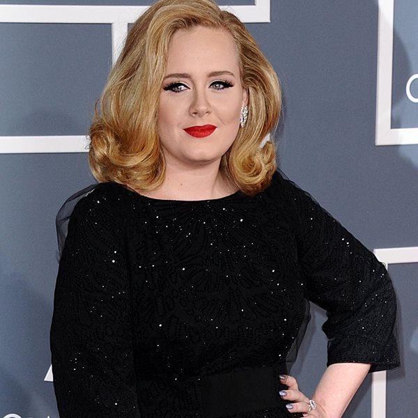 Adele: Η δίαιτα και η γυμναστική που την βοήθησαν να χάσει 45 ολόκληρα κιλά
