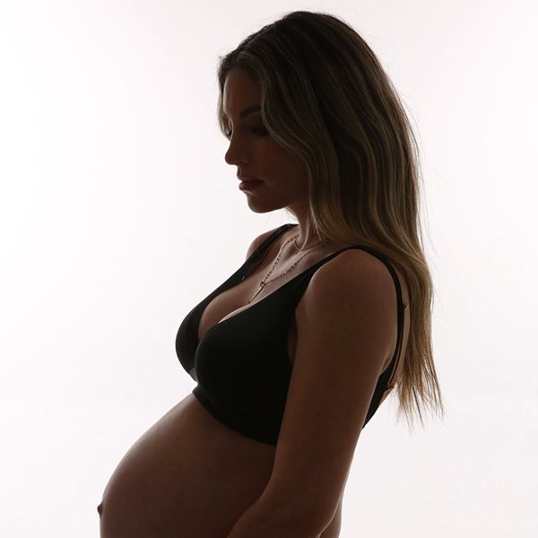 Αθηνά Οικονομάκου: Μας δείχνει πως είναι το σώμα της μια εβδομάδα μετά τη γέννηση της κόρης της (Βίντεο) 