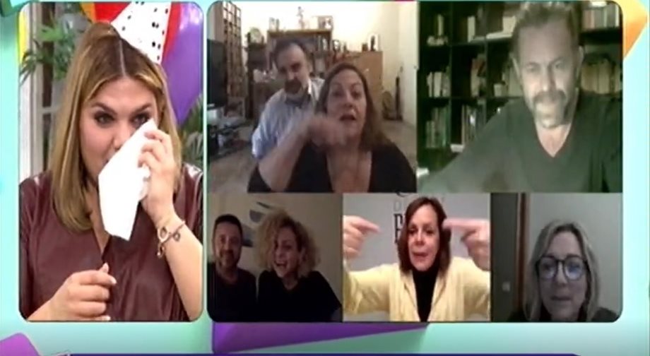 Δανάη Μπάρκα: Η έκπληξη της Βίκυς Σταυροπούλου για τα γενέθλια της κόρης της και τα δάκρυα on air!