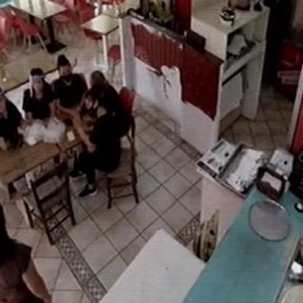 Εφιάλτης στην κουζίνα: Απίστευτο σκηνικό σε εστιατόριο στον Κορυδαλλό – Το προσωπικό έδιωχνε τους πελάτες 
