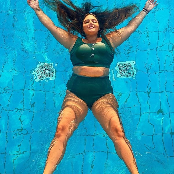 Δανάη Μπάρκα: Έτσι απάντησε όταν την αποκάλεσαν “χοντρή” στο Instagram