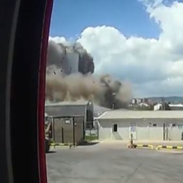 Τουρκία: Βίντεο σοκ από έκρηξη σε λιμάνι! Πληροφορίες για τραυματίες