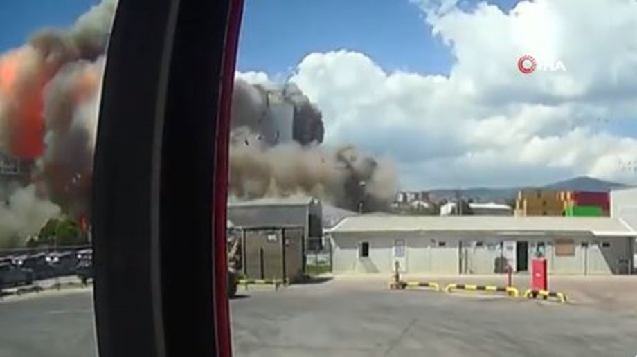 Τουρκία: Βίντεο σοκ από έκρηξη σε λιμάνι! Πληροφορίες για τραυματίες