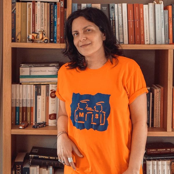 Ελεάνα Βραχάλη: Συγκινεί με την εξομολόγησή της η στιχουργός για τη μάχη της με τη Σκλήρυνση κατά Πλάκας