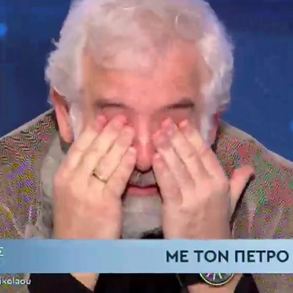 Ενώπιος Ενωπίω: Δε μπορούσε να συγκρατήσει τα δάκρυά του ο Πέτρος Φιλιππίδης 