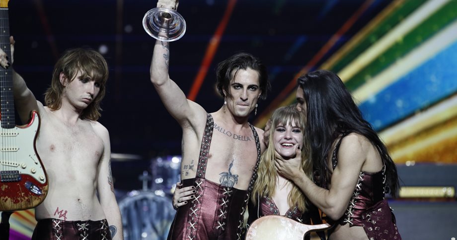 Damiano David: Το συγκρότημα, η ηλικία και οι στίχοι του τραγουδιού που κέρδισε στη Eurovision 2021