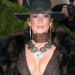 Jennifer Lopez: Οι 8+1 καλύτερες εμφανίσεις για το 2021