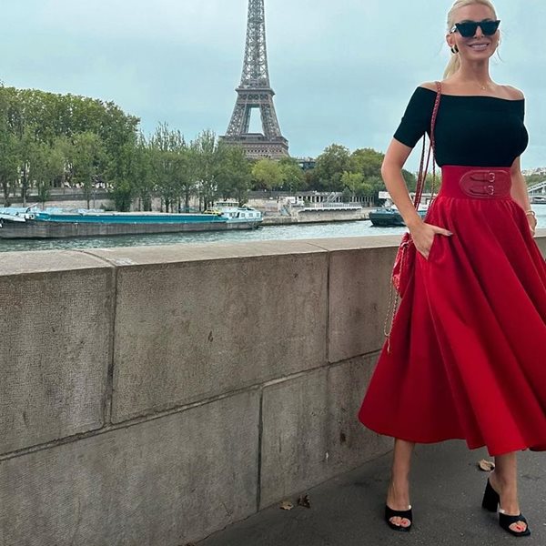 Κατερίνα Καινούργιου: Βρέθηκε στο Παρίσι & το φόρεμά της είναι super must για το γραφείο σου