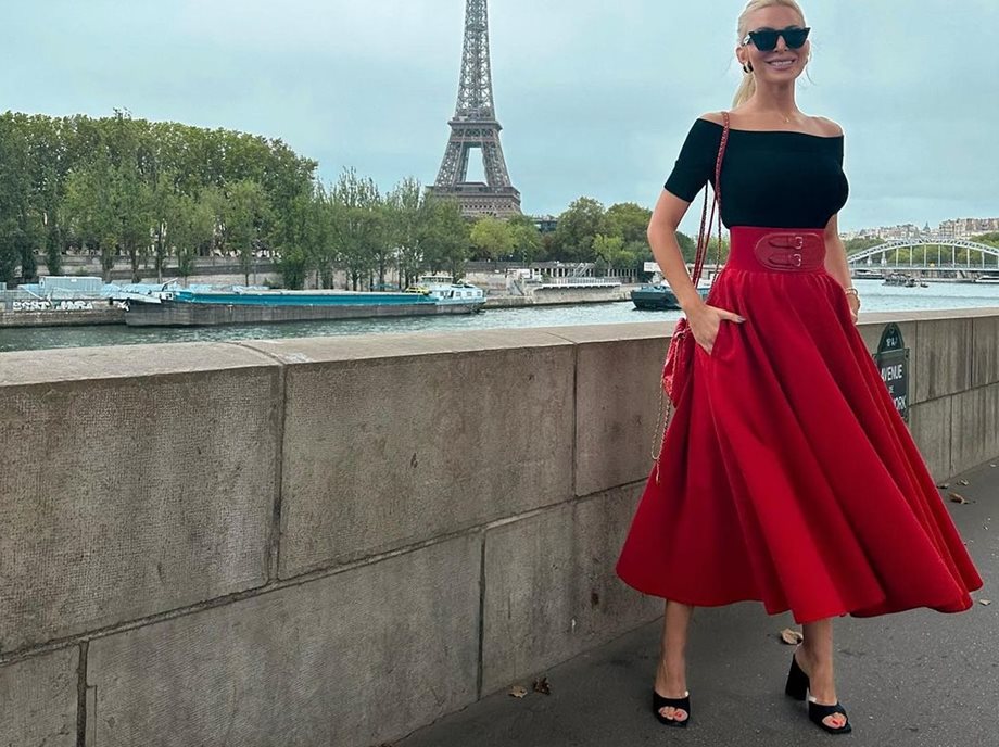 Κατερίνα Καινούργιου: Βρέθηκε στο Παρίσι & το φόρεμά της είναι super must για το γραφείο σου