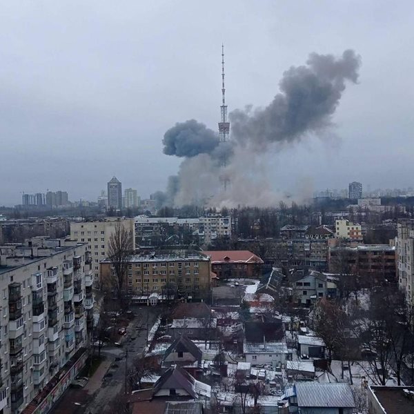 Πόλεμος Ουκρανία: Βομβαρδισμοί στο Κίεβο (Εικόνες)