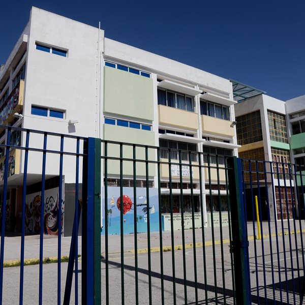 Κορονοϊός: Παράταση στο κλείσιμο των σχολείων μέχρι τις 10 Απριλίου
