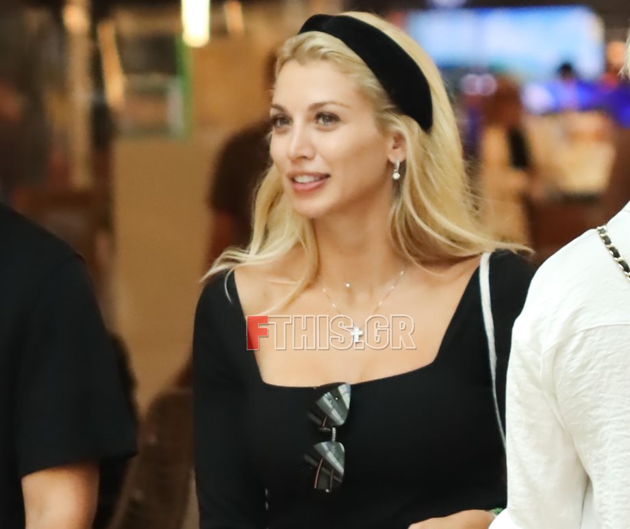 Paparazzi! Κωνσταντίνα Σπυροπούλου: Για ψώνια με super girly look (Φωτογραφίες)