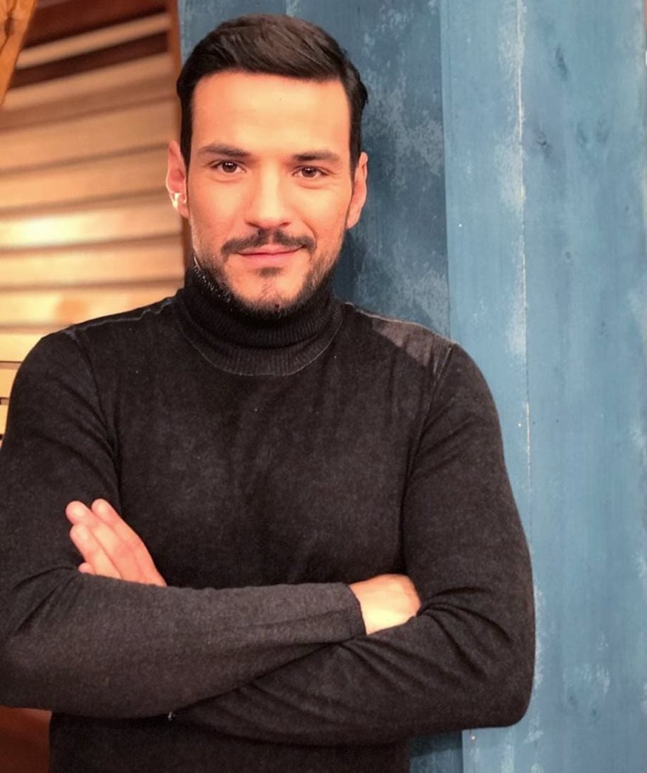 Ο Κώστας Τσουρός για τους Έλληνες Celebrities: “Σταματήστε πια να ζείτε μες την υποκρισία, όλα για τα likes”
