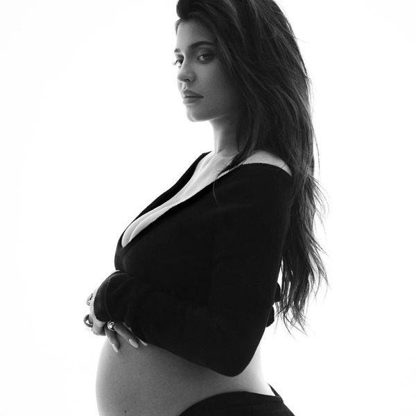 Kylie Jenner: Γέννησε το δεύτερο παιδάκι της (Φωτογραφία)