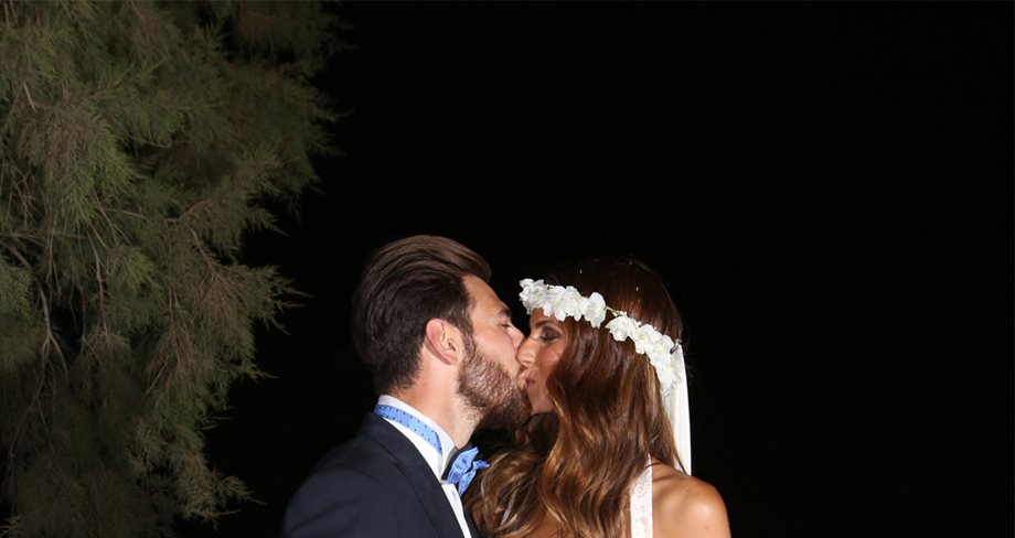 Νίκος Καράμπελας - Αμάντα Λαγκαδιανού: Ο υπέροχος μυκονιάτικος γάμος τους