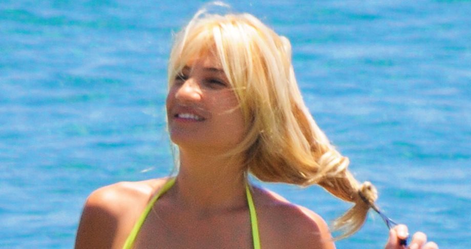Σκορδά: Δημοσίευσε φωτογραφία ποζάροντας με καυτό bikini και πήρε "φωτιά" το Ιnstagram!