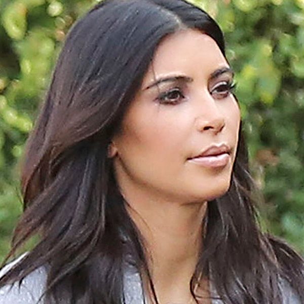 Kim Kardashian: Η κόρη της πήρε μπογιές και... ζωγράφισε την πανάκριβη τσάντα της