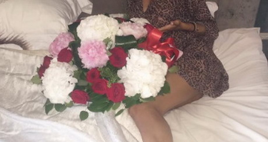 Το πιο ρομαντικό δώρο δέχτηκε η Ελληνίδα celebrity για την επέτειο του γάμου της