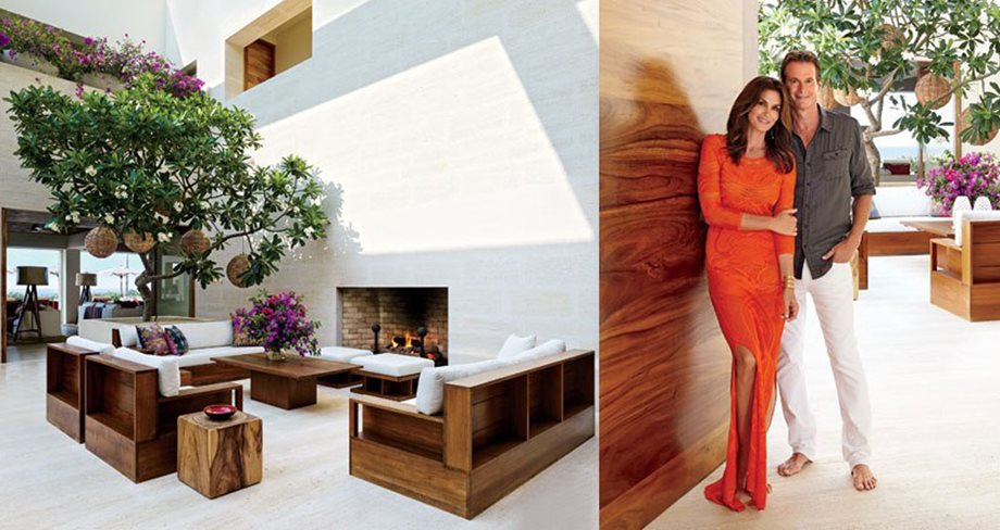 Η Cindy Crawford φωτογραφίζεται στην εξοχική της κατοικία με το σύζυγο της