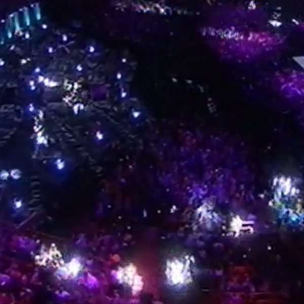 Η φαντασμαγορική έναρξη του τελικού της Eurovision! - VIDEO