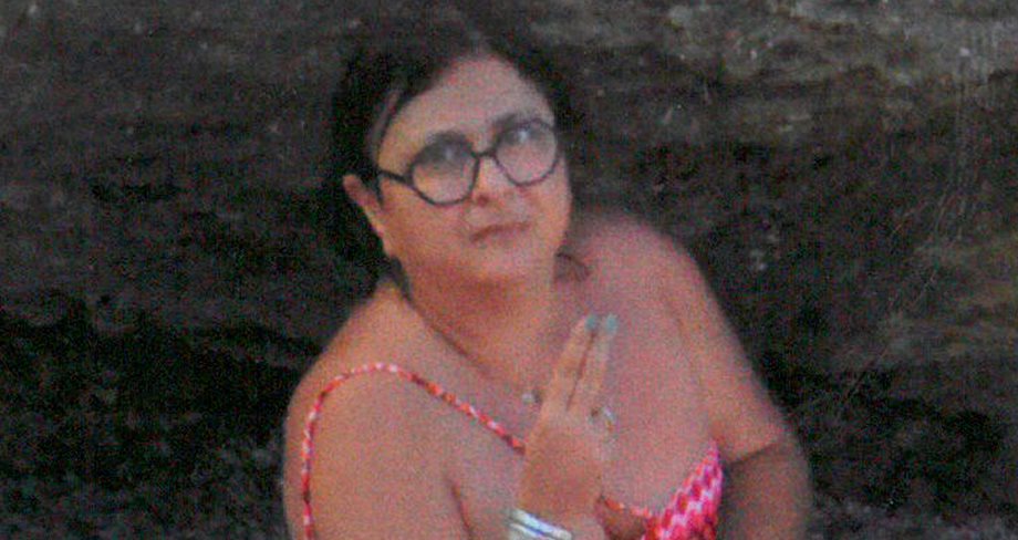 Ελισάβετ Κωνσταντινίδου: Με bikini στην παραλία