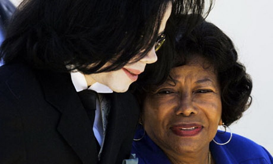 Μυστήριο με την εξαφάνιση της μητέρας του Michael Jackson. Παράξενες δηλώσεις της οικογένειας