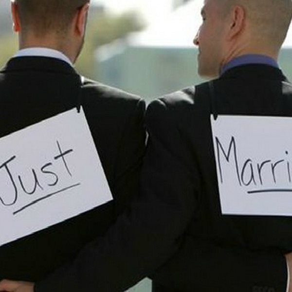 Με τροπολογία του νόμου, επεκτείνεται η δυνατότητα σύναψης συμφώνου συμβίωσης από ομόφυλα ζευγάρια