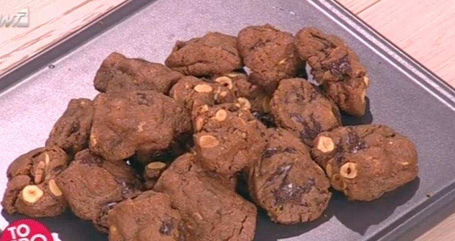 Cookies με σοκολάτα από το Διονύση Αλέρτα