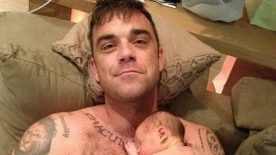 Robbie Williams: "Θέλω να είμαι σίγουρος ότι η κόρη μου θα κάνει τα καλύτερα ναρκωτικά"
