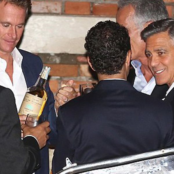 George Clooney: Πόσο πλήρωσε για ένα γεύμα πέντε πιάτων, δύο γλυκών κι ενός μπουκαλιού κρασί;