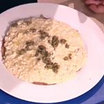 Λαχταριστό ριζότο με φρέσκια κάπαρη και μοσχαράκι καρπάτσιο από τον Έκτορα Μποτρίνι
