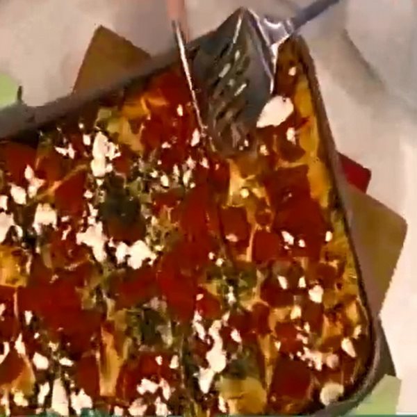 Λαζάνια με σπανάκι, φέτα και λιαστές ντομάτες από την Αργυρώ Μπαρμπαρίγου -VIDEO