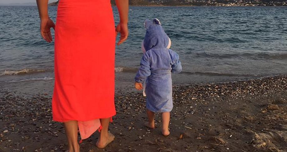 Η Ελληνίδα εγκυμονούσα celebrity φωτογραφίζει τους άνδρες της ζωής της